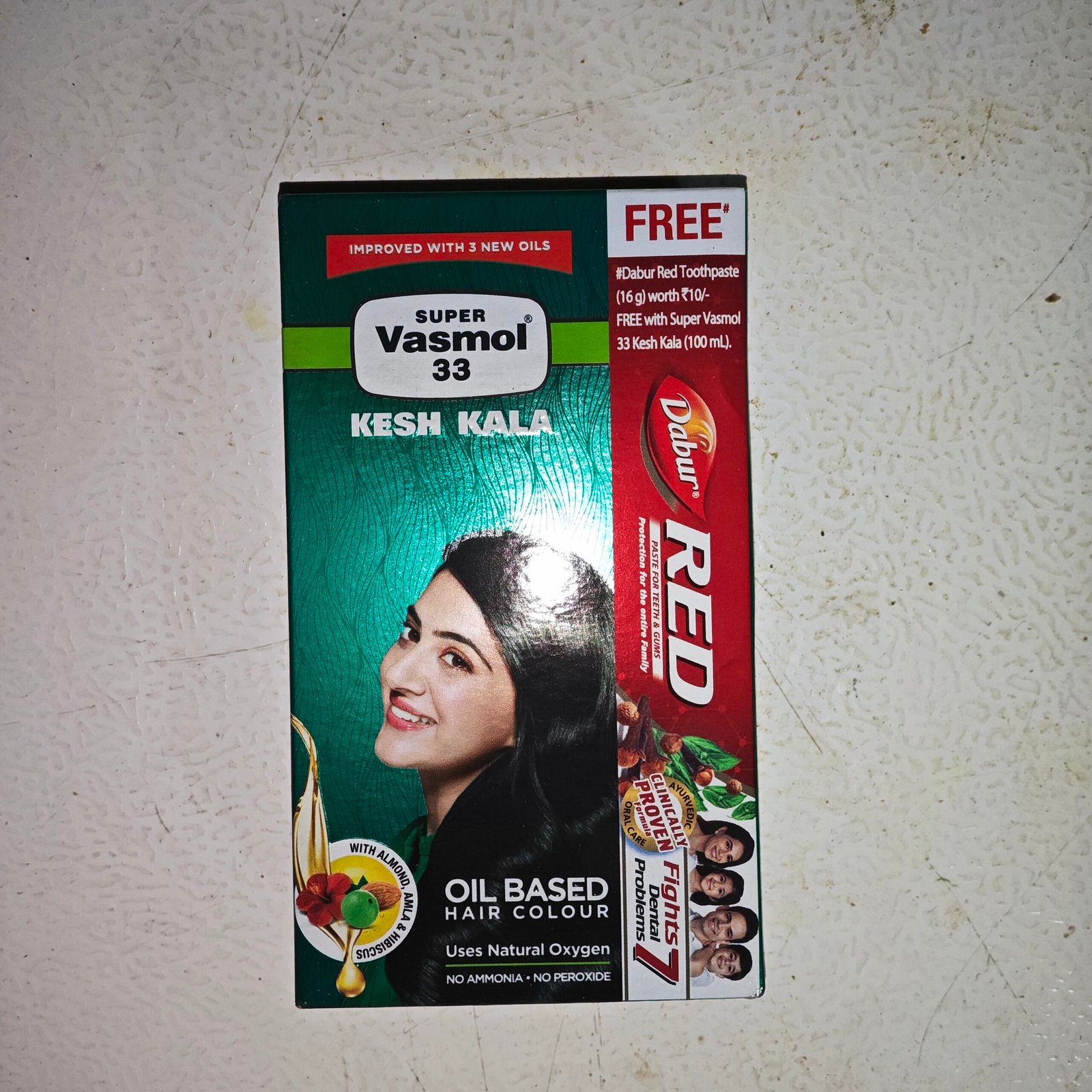 Vasmol (kesh kala) 100ml +free (dabur red paste) 16g